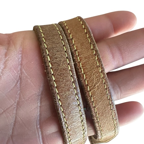 Authentic Louis Vuitton monogram, bucket, shoulder bag, PM SR0948 - Picture 6 of 15